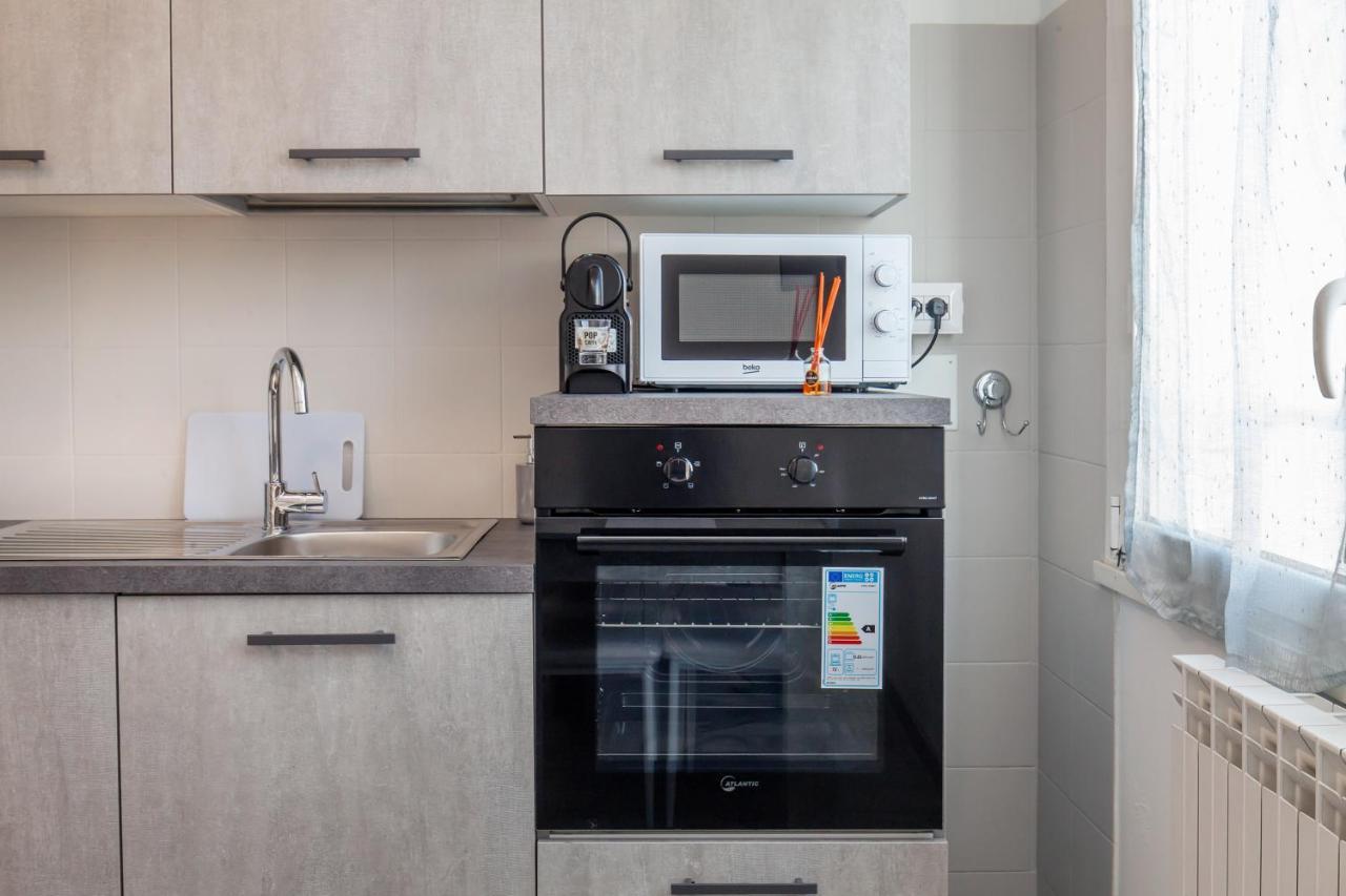 E-Bicocca Appartement Milaan Buitenkant foto